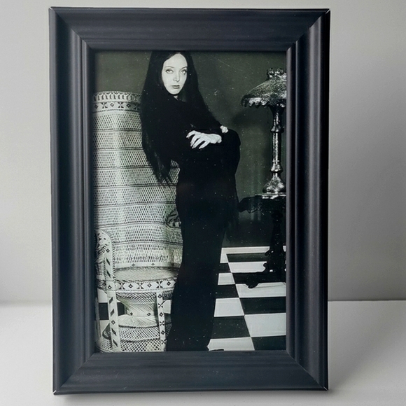 Addams Family Morticia Vintage Original Gothic Punk Rock Goth Emo Antique Oddity - Picture 2 of 9